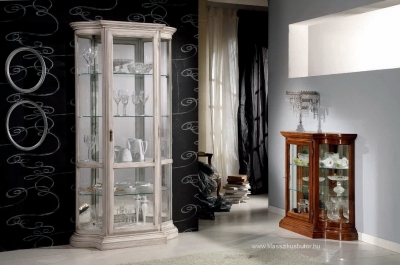 olasz vitrinek, elegáns vitrinek, fa vitrinek, olasz bútor
