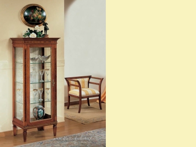 Villareale intarziás alacsony vitrin, olasz bútor, klasszikus lakberendezés, klasszikus otthon