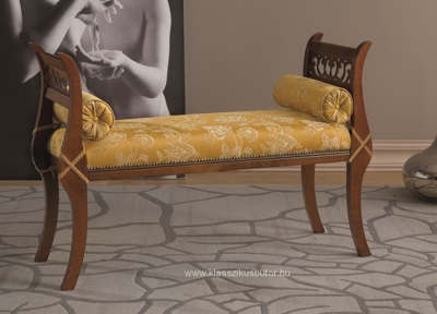 Cleopatra pad, olasz bútor, olasz lakberendezés