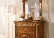 Valderamobili bútor, olasz bútor, olasz étkező, olasz asztal, olasz szék, olasz komód, olasz vitrin,olasz lakberendezés, exkluzív bútor